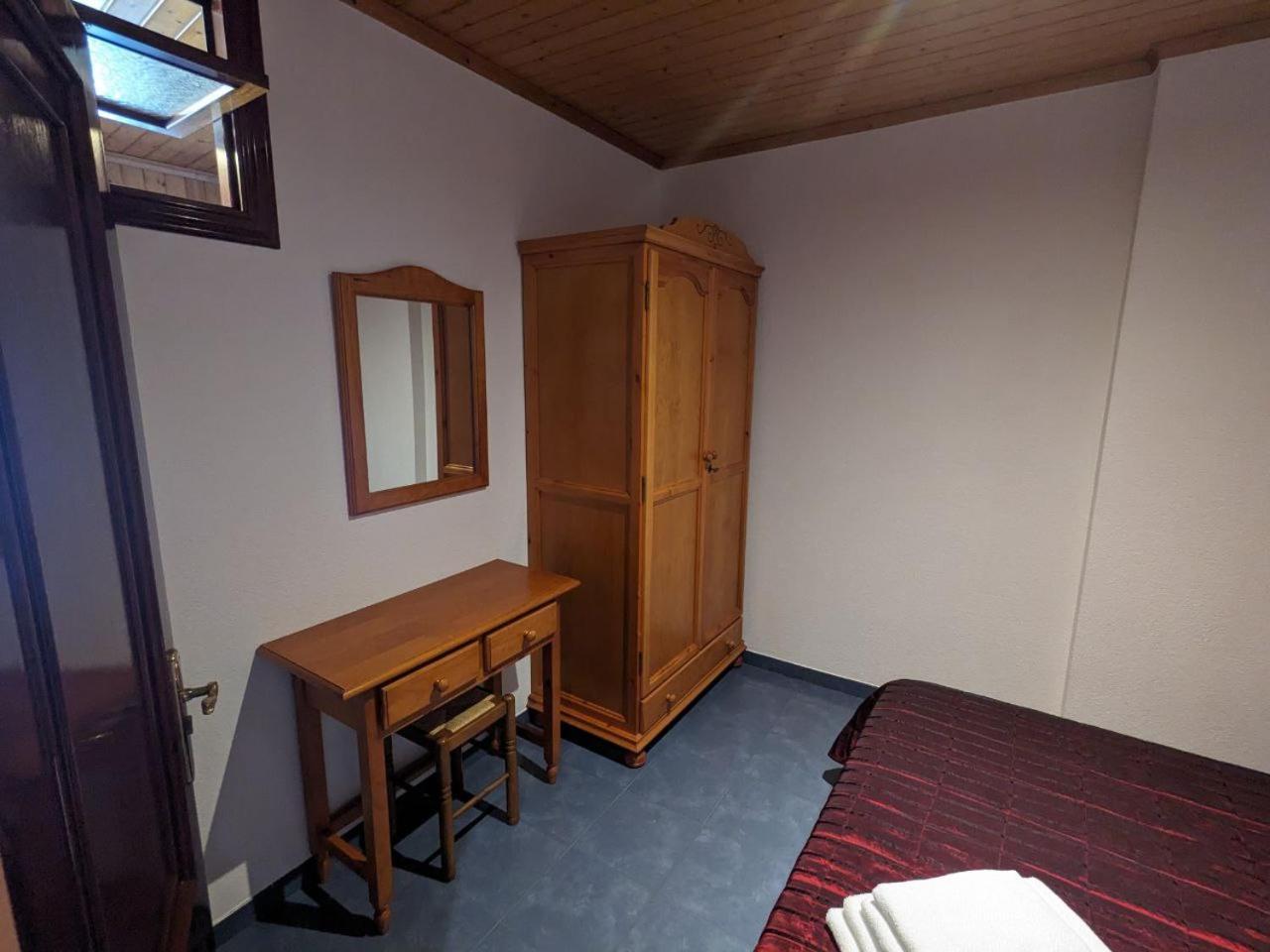 מלון Arou Vivienda Turistica Vacacional Maricarmen מראה חיצוני תמונה