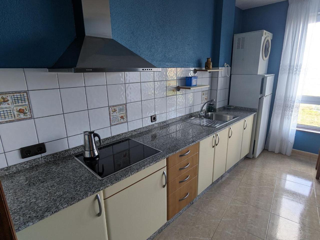 מלון Arou Vivienda Turistica Vacacional Maricarmen מראה חיצוני תמונה